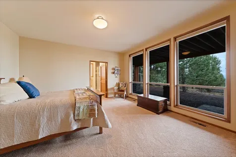 1432 NW Remarkable Drive Bend OR 97703