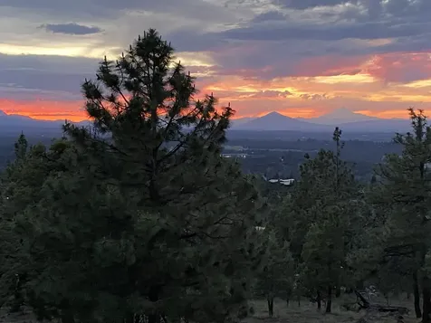 1432 NW Remarkable Drive Bend OR 97703