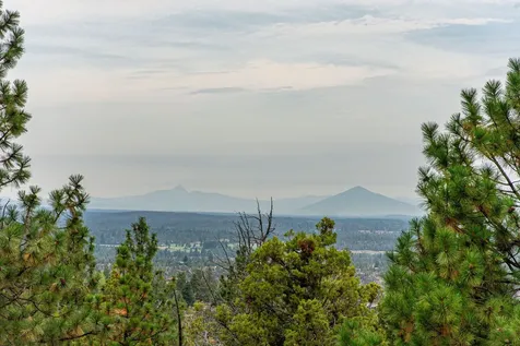 1432 NW Remarkable Drive Bend OR 97703
