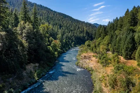 7800 Rogue River Agness OR 97406