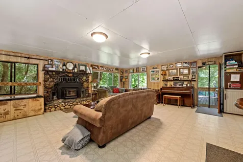 7800 Rogue River Agness OR 97406