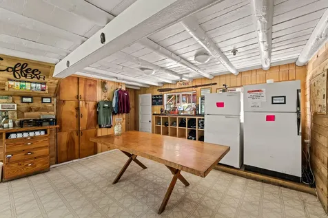 7800 Rogue River Agness OR 97406