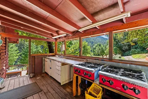 7800 Rogue River Agness OR 97406