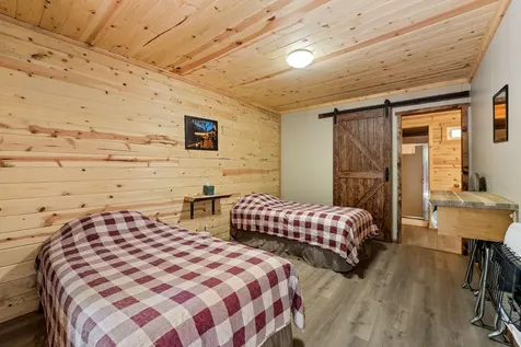 7800 Rogue River Agness OR 97406