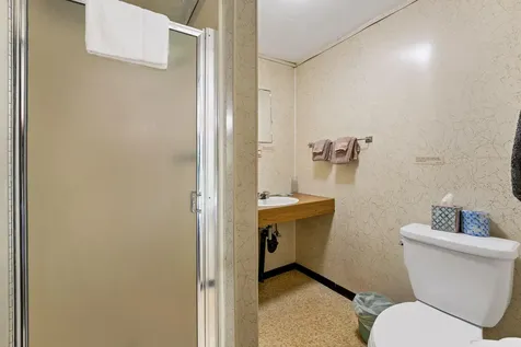 7800 Rogue River Agness OR 97406