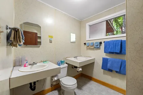 7800 Rogue River Agness OR 97406