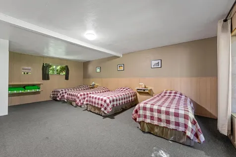 7800 Rogue River Agness OR 97406