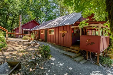 7800 Rogue River Agness OR 97406