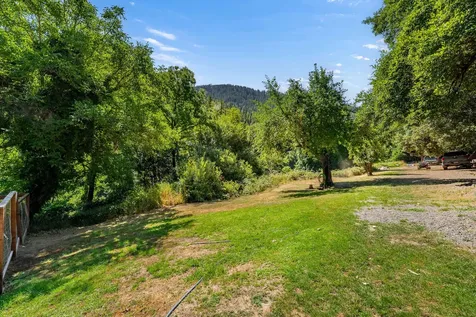 7800 Rogue River Agness OR 97406