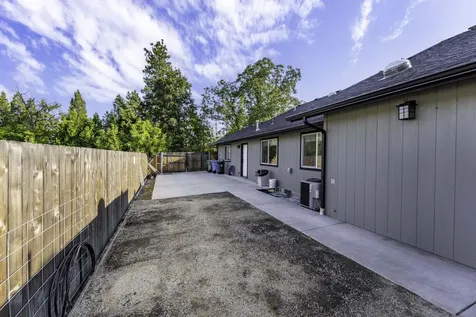 231 SE Sand Canyon Lane Grants Pass OR 97527