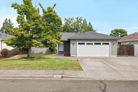 881 Westrop Drive Central Point OR 97502