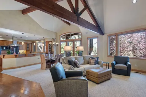 3352 NW Windwood Way Bend OR 97703