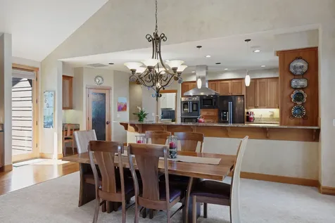3352 NW Windwood Way Bend OR 97703