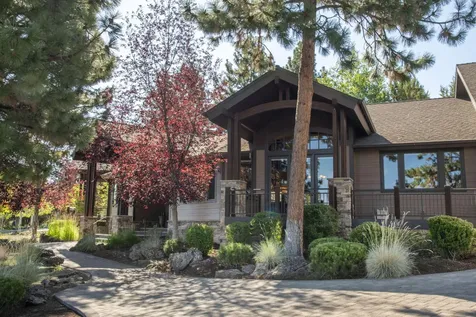 3352 NW Windwood Way Bend OR 97703