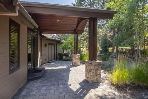 3352 NW Windwood Way Bend OR 97703
