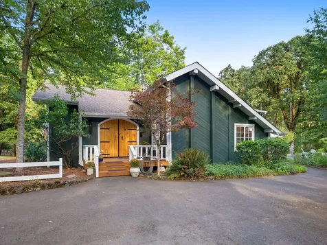 19875 SW Meadow View Drive Mcminnville OR 97128