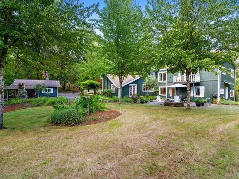 19875 SW Meadow View Drive Mcminnville OR 97128