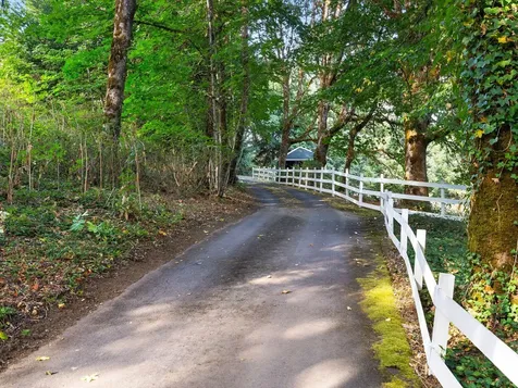 19875 SW Meadow View Drive Mcminnville OR 97128