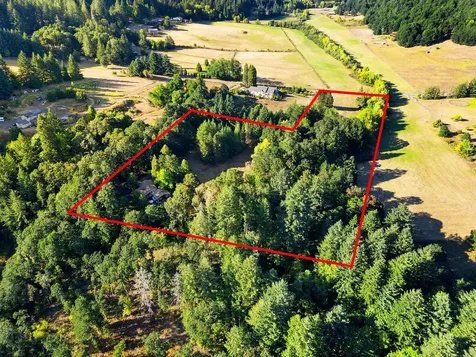 19875 SW Meadow View Drive Mcminnville OR 97128