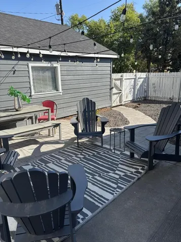 202 NW Thurston Avenue Bend OR 97703