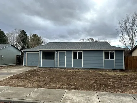 3158 SW Pumice Avenue Redmond OR 97756
