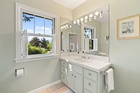91 Black Oak Drive Medford OR 97504