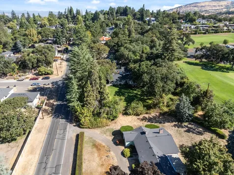 91 Black Oak Drive Medford OR 97504