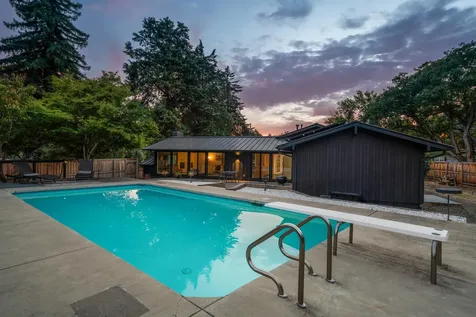 101 S Modoc Avenue Medford OR 97504