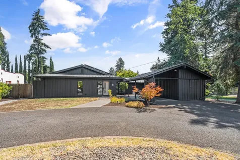 101 S Modoc Avenue Medford OR 97504