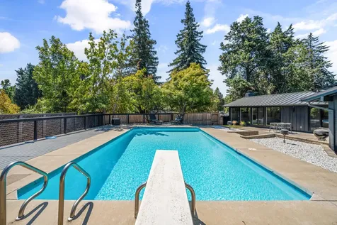 101 S Modoc Avenue Medford OR 97504