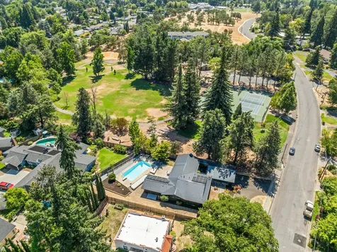 101 S Modoc Avenue Medford OR 97504