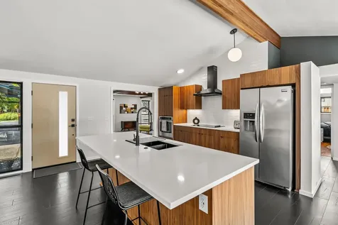 101 S Modoc Avenue Medford OR 97504