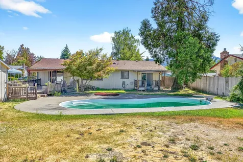 1288 Tobin Court Grants Pass OR 97527