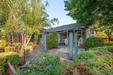 1225 Marcus Way Grants Pass OR 97527