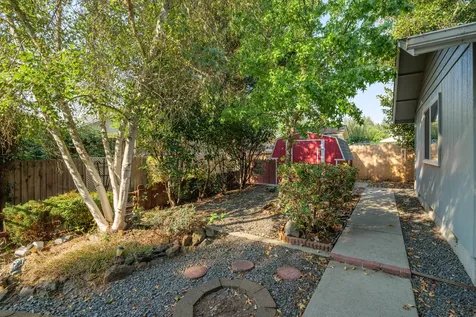 1225 Marcus Way Grants Pass OR 97527