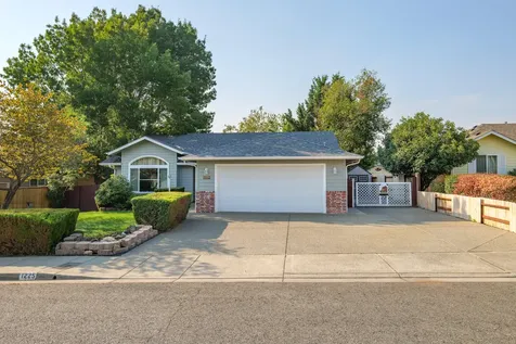 1225 Marcus Way Grants Pass OR 97527