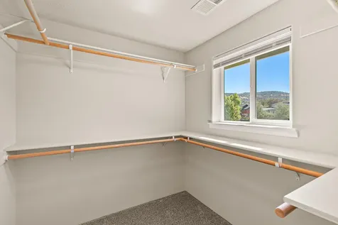270 Dunthorpe Drive Medford OR 97504