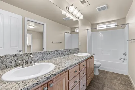 270 Dunthorpe Drive Medford OR 97504