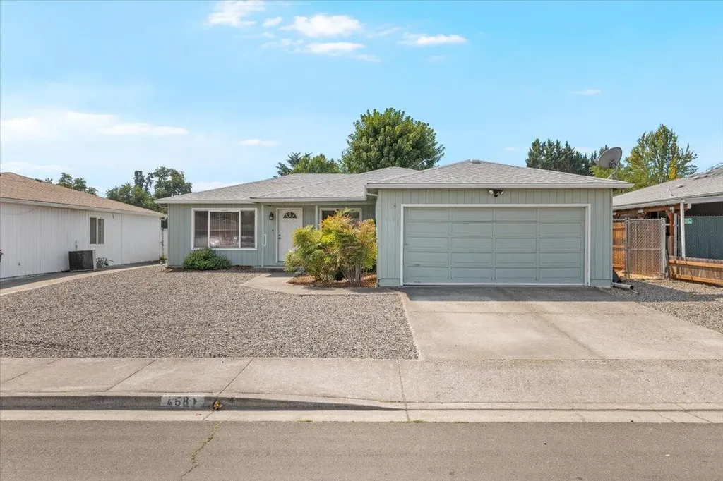 458 Hayes Avenue Medford OR 97501