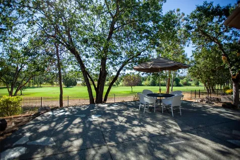100 Pebble Creek Drive Eagle Point OR 97524