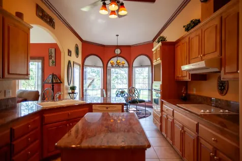 100 Pebble Creek Drive Eagle Point OR 97524
