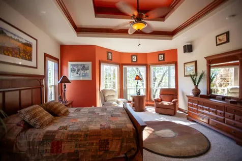 100 Pebble Creek Drive Eagle Point OR 97524