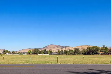 6807 Waggoner Court Klamath Falls OR 97603