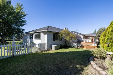 2114 NW Canyon Drive Redmond OR 97756