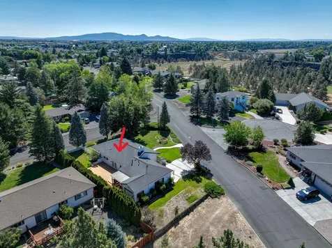 2114 NW Canyon Drive Redmond OR 97756