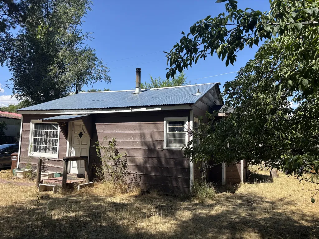 1615 NE Mason Drive Prineville OR 97754