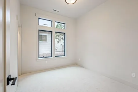 2447 Osprey Drive Redmond OR 97756