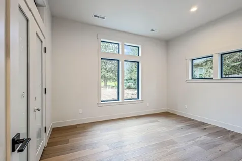 2447 Osprey Drive Redmond OR 97756