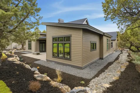 2447 Osprey Drive Redmond OR 97756
