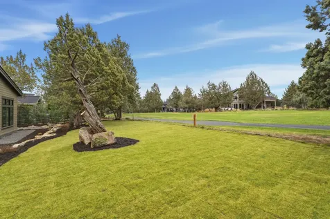 2447 Osprey Drive Redmond OR 97756